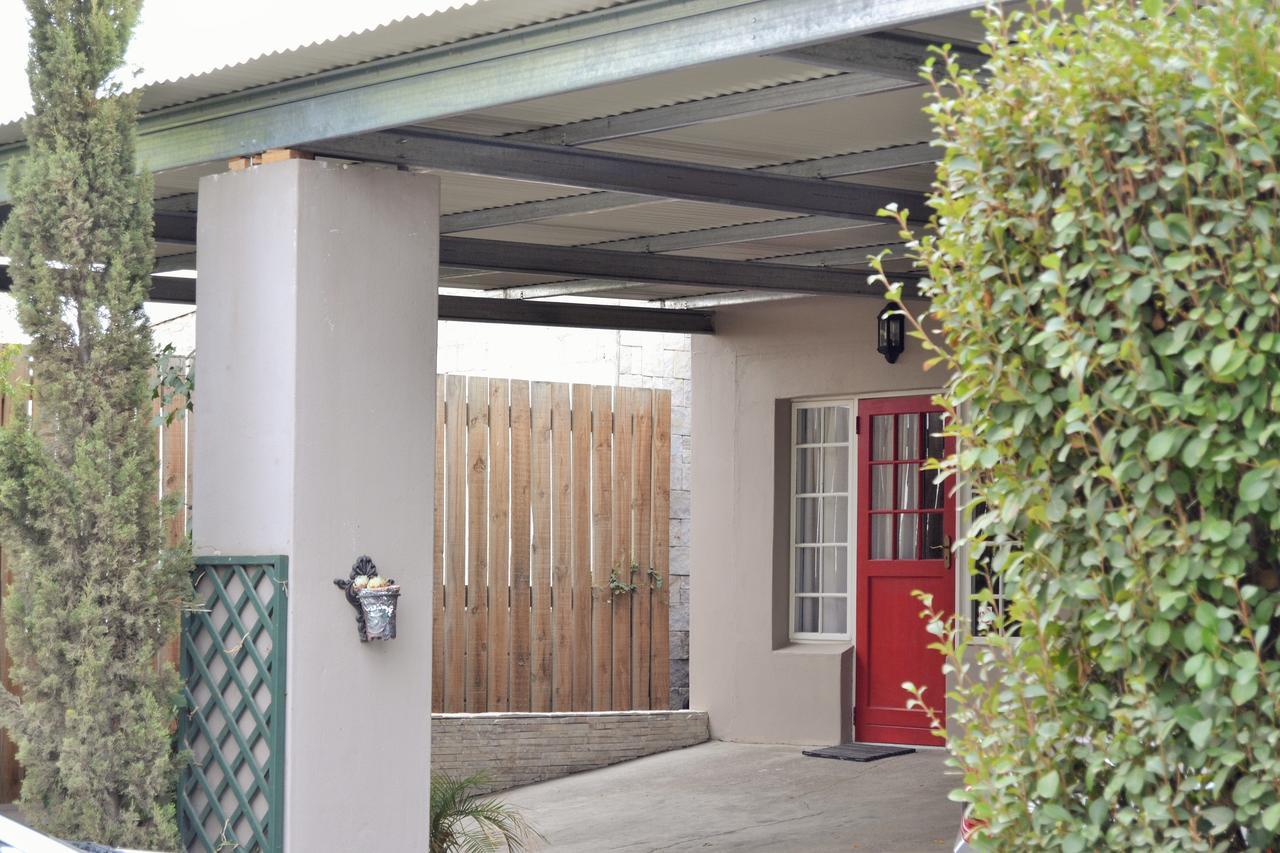 Versailles Self-Catering Wellington Exteriör bild